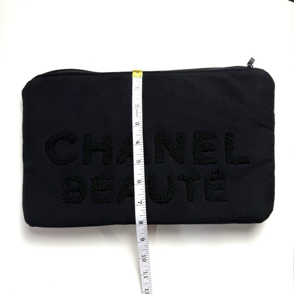 Chanel Beauté Midnight Black Pouch - Picture 10 of 10
